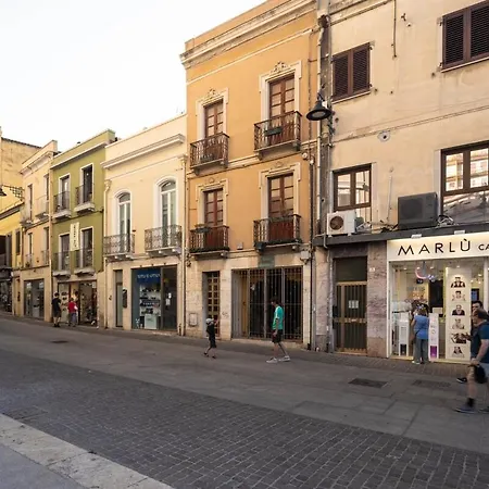 Is Tres Damas - Chic Living In The Heart Of The Town * 칼리아리