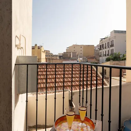 Is Tres Damas - Chic Living In The Heart Of The Town * 칼리아리