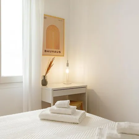 Is Tres Damas - Chic Living In The Heart Of The Town 아파트