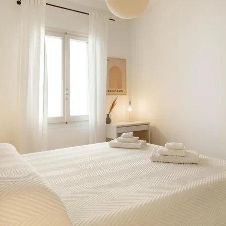 아파트 Is Tres Damas - Chic Living In The Heart Of The Town *