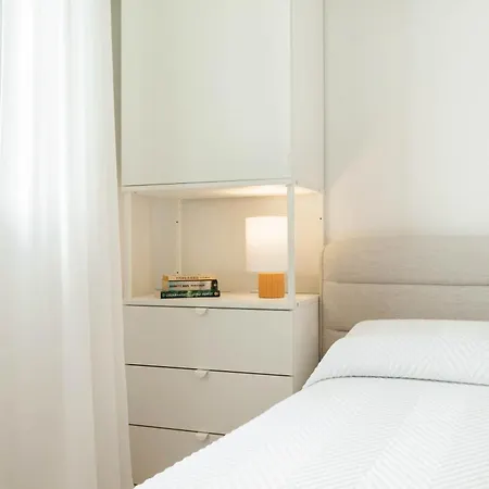 Is Tres Damas - Chic Living In The Heart Of The Town 아파트 칼리아리