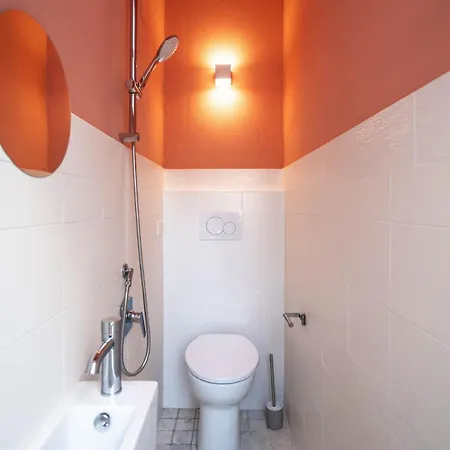 Is Tres Damas - Chic Living In The Heart Of The Town Апартаменты