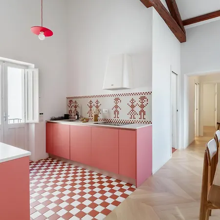 Is Tres Damas - Chic Living In The Heart Of The Town *