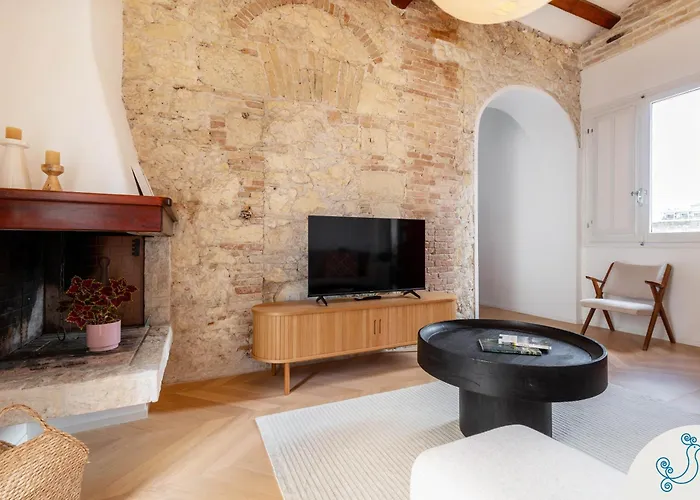 Is Tres Damas - Chic Living In The Heart Of The Town Apartament *