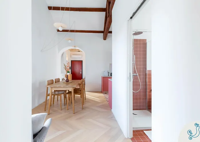Apartament Is Tres Damas - Chic Living In The Heart Of The Town Cagliari