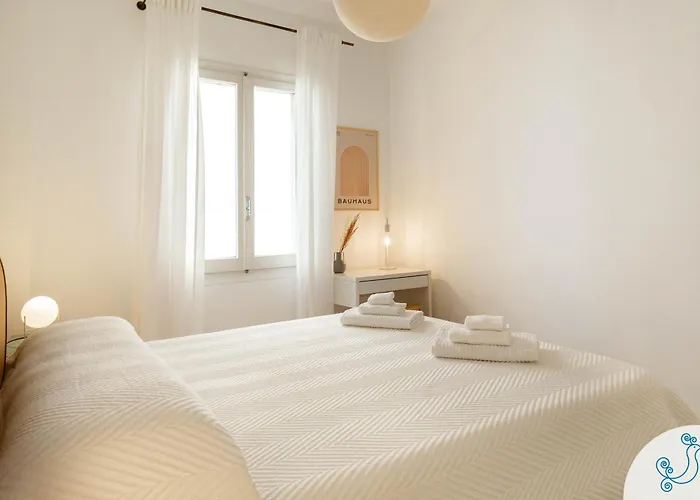 Apartament Is Tres Damas - Chic Living In The Heart Of The Town *