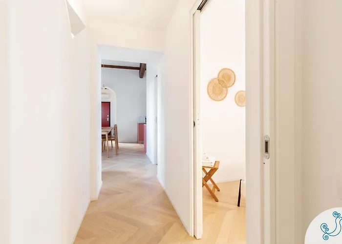 Is Tres Damas - Chic Living In The Heart Of The Town Apartament *